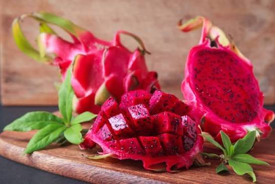 Fresh Red Dragon Fruit Cube